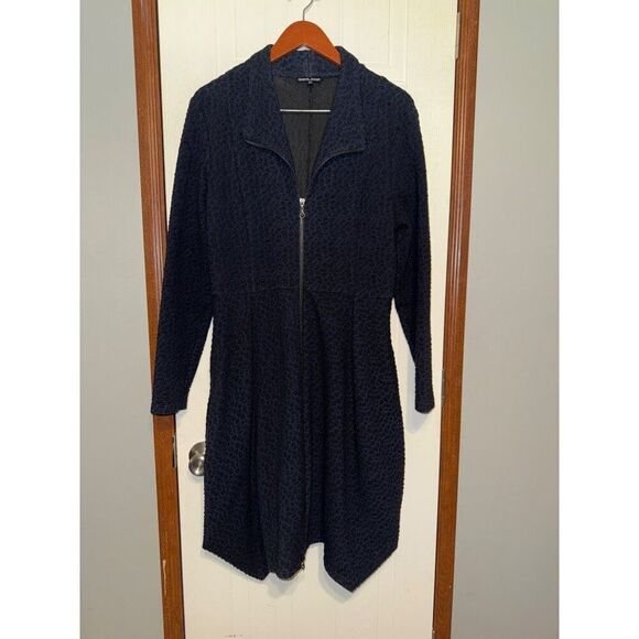 Samuel Dong Jackets & Blazers - Samuel Dong Black and Navy Cheetah Print Collared Dbl Zipper Coat Dress SZ Lg